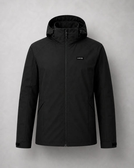 Manteau d'hiver à capuchon noir pour homme, isolé à la soie d'asclépiade, chaud et léger comme alternative au duvet, isolant cultivé au Québec.
