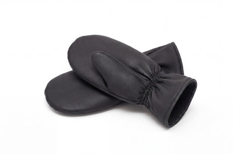 Mitaines d'hiver en cuir noir, doublées de laine et isolées à la soie d'asclépiade, poignet élastique, sur fond blanc.